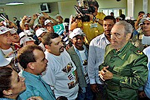 Fidel ha ricevuto lultimo gruppo della missione medica in Paquistan