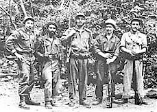 Assieme a Fidel appaiono nella foto Ral Castro, Juan Almeida, Ramiro Valds e Ciro Redondo, nei giorni della guerra di liberazione. 