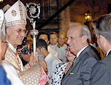 La TV cubana ha trasmesso la messa del cardinale Bertone allAvana