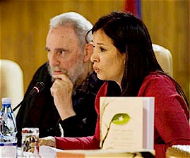 Fidel y Katiuska Blanco, durante la presentazione del libro a LAvana.