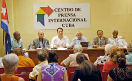 Rappresentanti della Piattaforma Pastorale Cubana nella conferenza stampa. Foto: Ismael Batista 